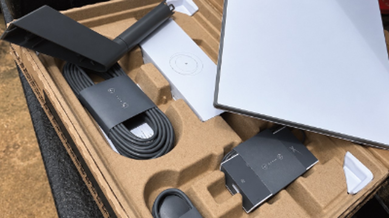 Starlink equipment